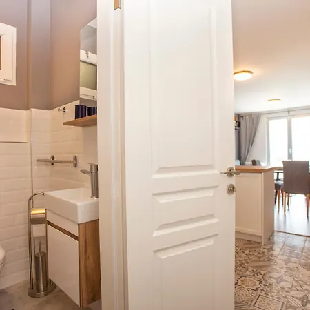 Apartman Waterfront With A Stunning View *