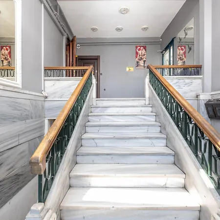 Waterfront With A Stunning View Apartman