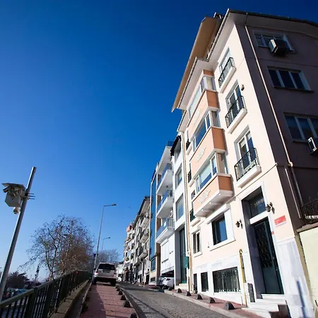 Waterfront With A Stunning View 公寓 伊斯坦布尔