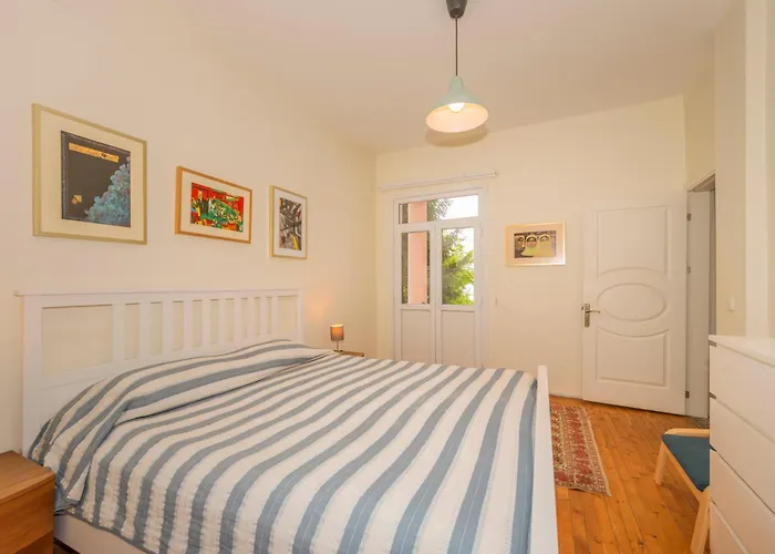 Waterfront With A Stunning View * Istanboel