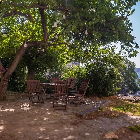 Waterfront With A Stunning View איסטמבול